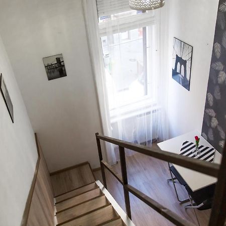 Modern Budget Lofts In The City Centre Budapeste Exterior foto